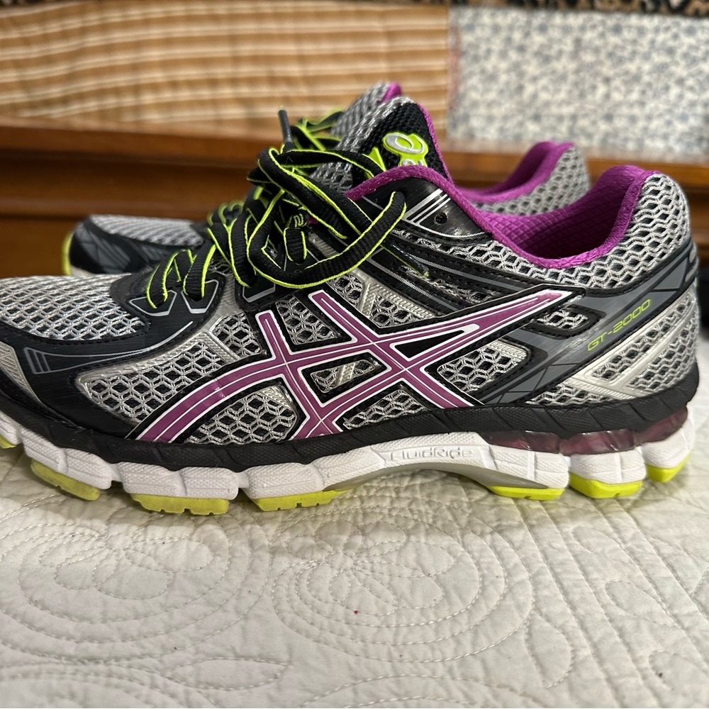ASICS Women's GT-1000 Running Shoes - Black/Purple
